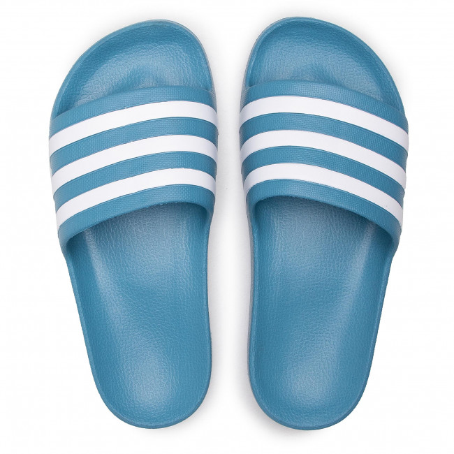 shoes to wear with blue and white striped dress