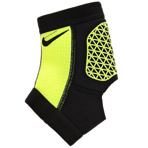 NIKE-PRO-HYPERSTRONG-ANKLE-SLEEVE-OPORNICA-ZA-GLEŽENJ-1