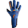 REUSCH-ATTRAKT-FUSION-STRAPLESS-GOLMAN-GLOVES-FOR-ADULT-1