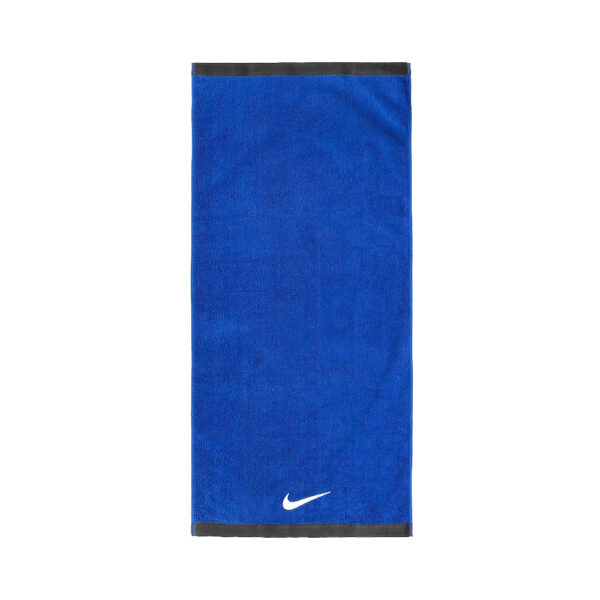 NIKE-FUNDAMENTAL-TOWEL-BRISAČA-1